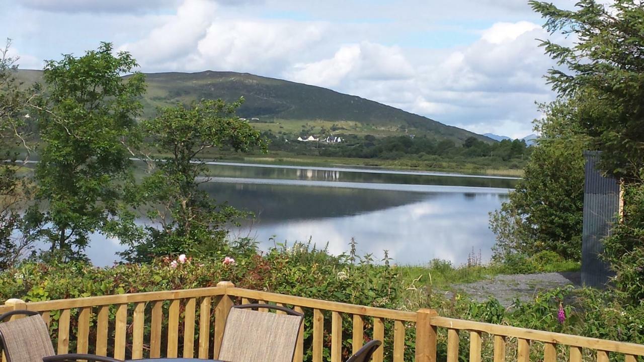 Lakeside House Oughterard Esterno foto